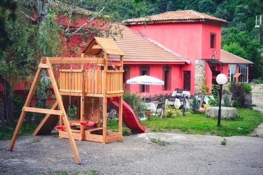 Zlatna Ribka Motel Kokolyane Ngoại thất bức ảnh